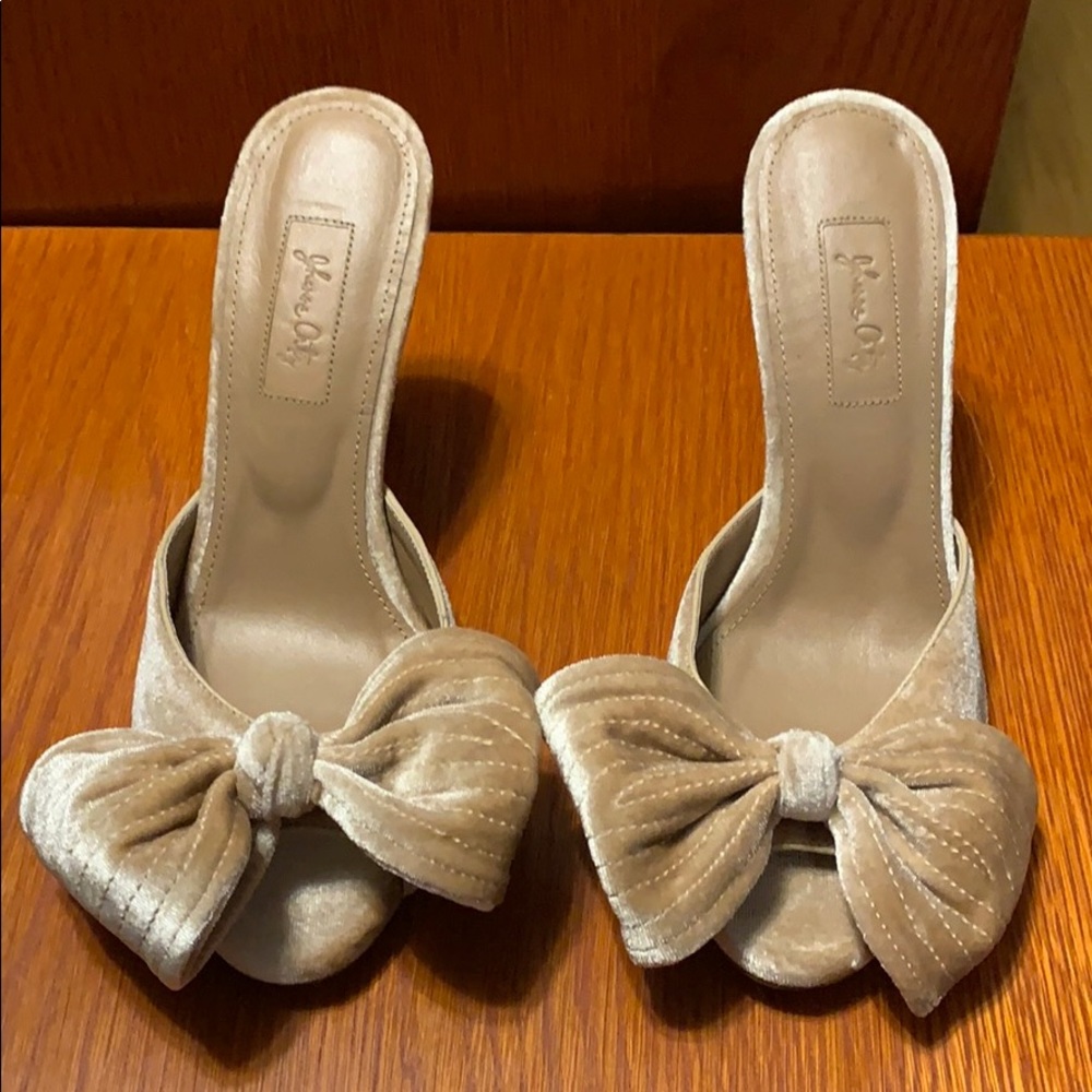 Johanna Ortiz M’O Exclusive La Condesa Mules